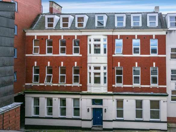 Student flats in Preston at the Jaxx bar, 6 bedrooms, Ground Floor