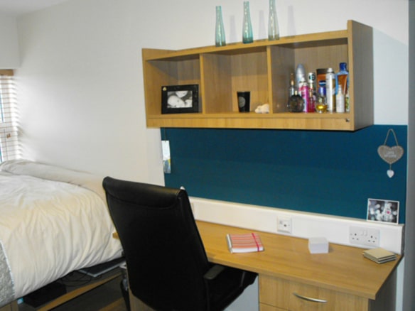 Student flats at The Jazz Bar in Preston, 4 bedrooms third floor flat