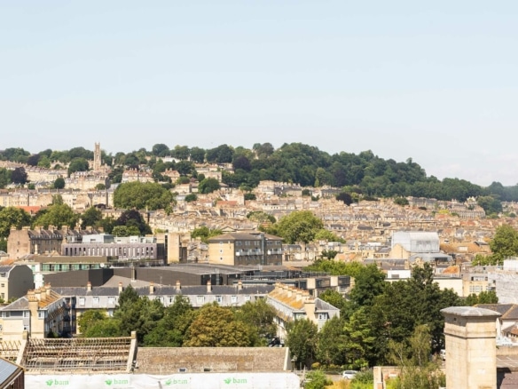 7 Bed House to rent to students at 89 Wells Road, Bath BA2 3AN