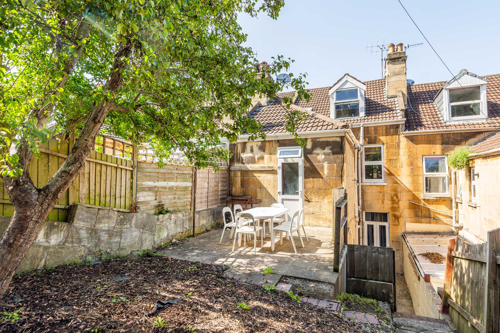7 Bed House to rent to students at 89 Wells Road, Bath BA2 3AN