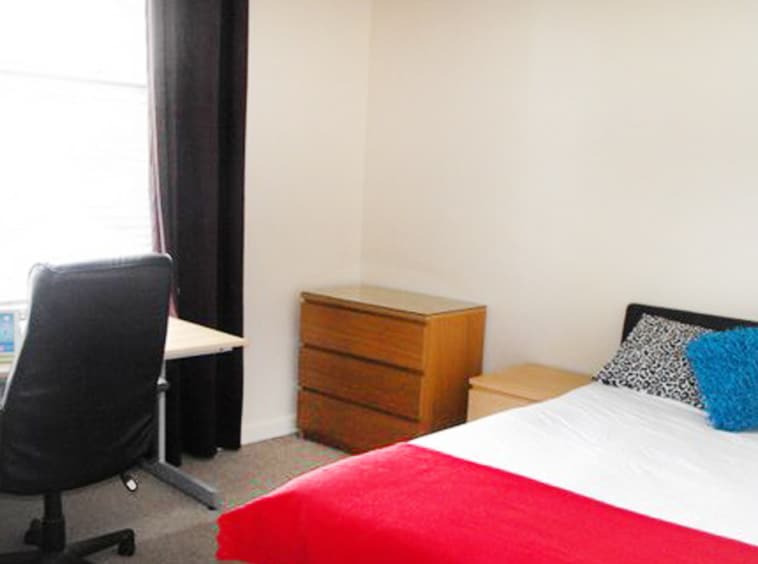 Student ground floor flat to rent, Cromwell Road, Bristol