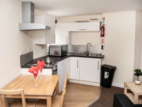 Student flat at The Mutley Tavern, one bedroom studio apartment in Plymouth