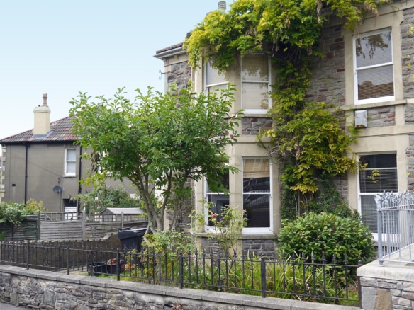 Student House to Rent at 2 Chesterfield Road, St Andrew's, Bristol